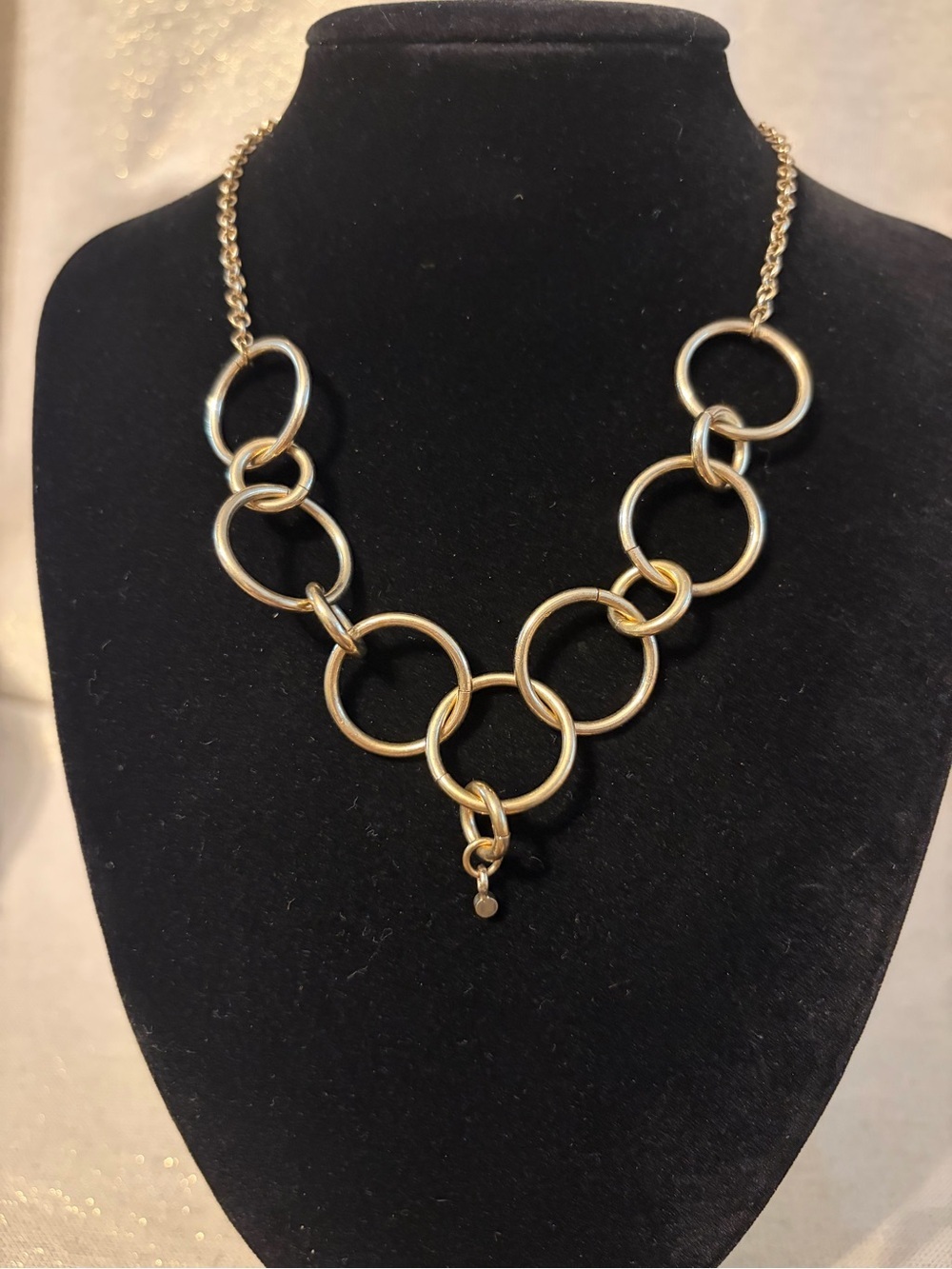 Vintage 1946 Gold Link Circle Statement Necklace - Women Jewelry